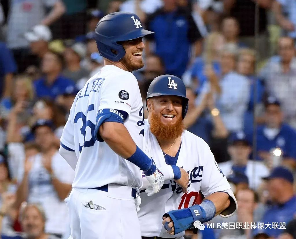 同样今天开轰的"贝爷"科迪-贝林杰(cody bellinger)不愿被落在后头,首