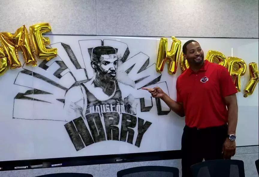 ����Ӫ��: Fitbit�Ƴ��¿��˶�ʱ���ֱ���Ѷ���ָ�ͨҪ��ռ5G�г�