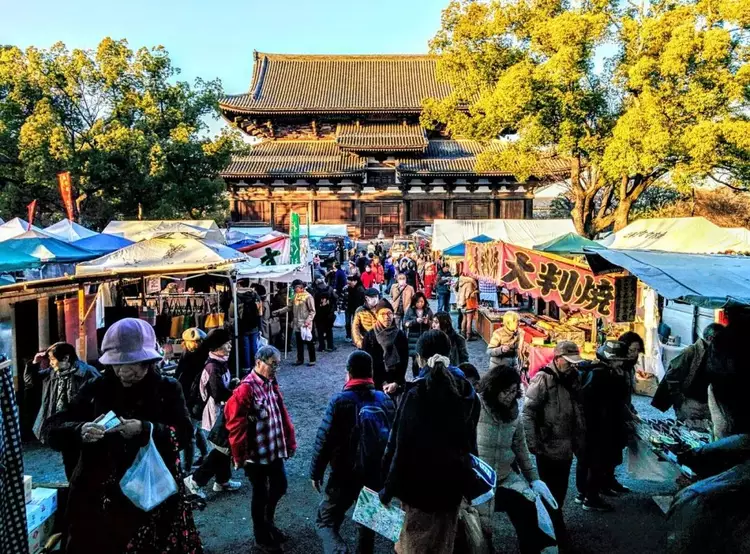 日本这些跳蚤市场,逛了就不想走!_集市