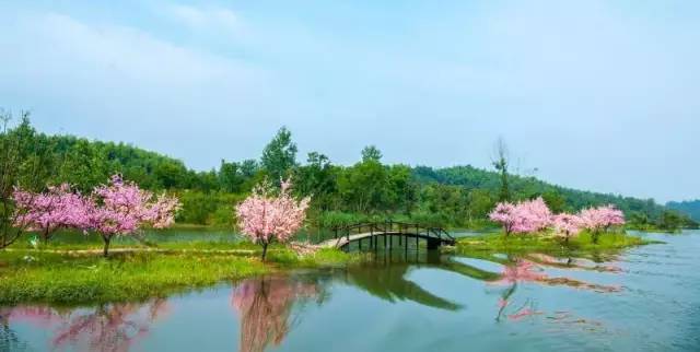常德桃花源,地处沅水下游 为东晋诗人陶渊明笔下奇文《桃花源记并序》