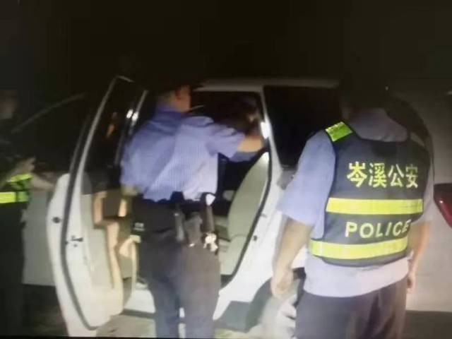 打人砸车逞强称霸接连作案岑溪又一犯罪团伙落网