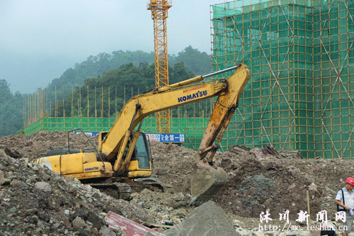 提速攻坚 全力确保沐川中学迁建项目稳步推进