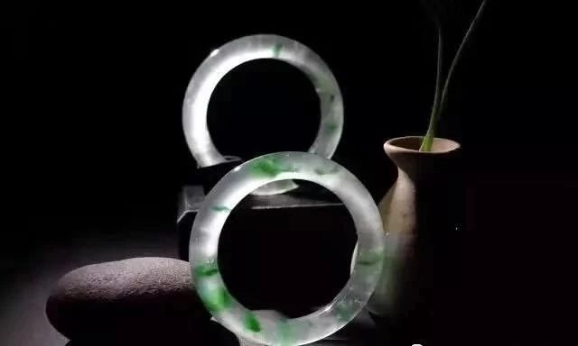 d4977618499d4ab49b8d1d3af471eff1.jpeg