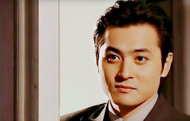 七位天生的韩国美男,没有浓妆没有眼线依然风华绝代,元彬真帅