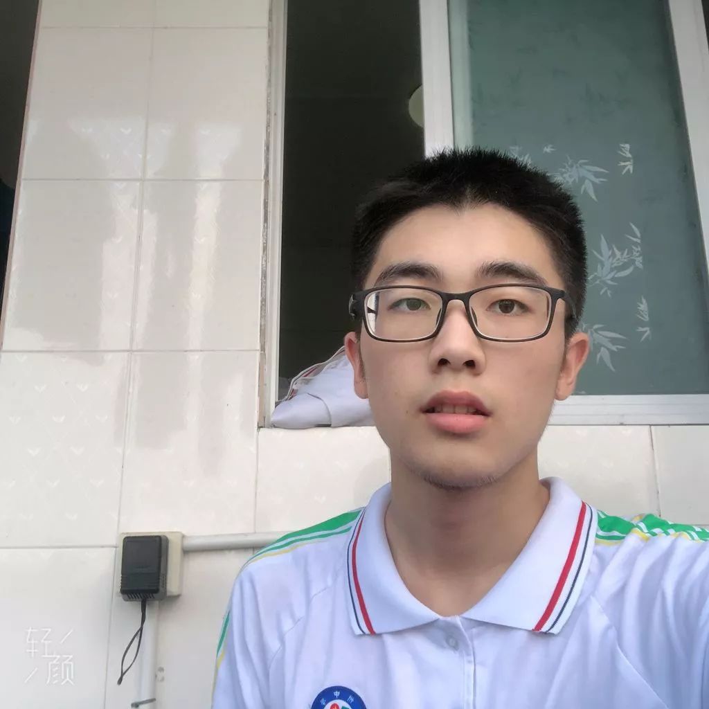 见什么卓成语_等什么君(3)