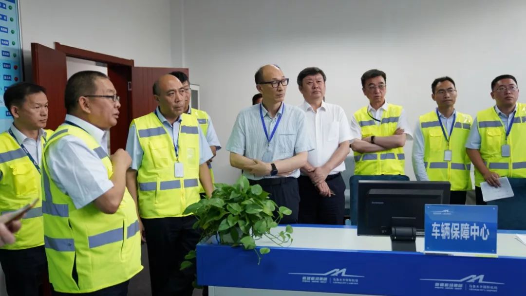 河南机场集团考察组莅临机务工程部考察