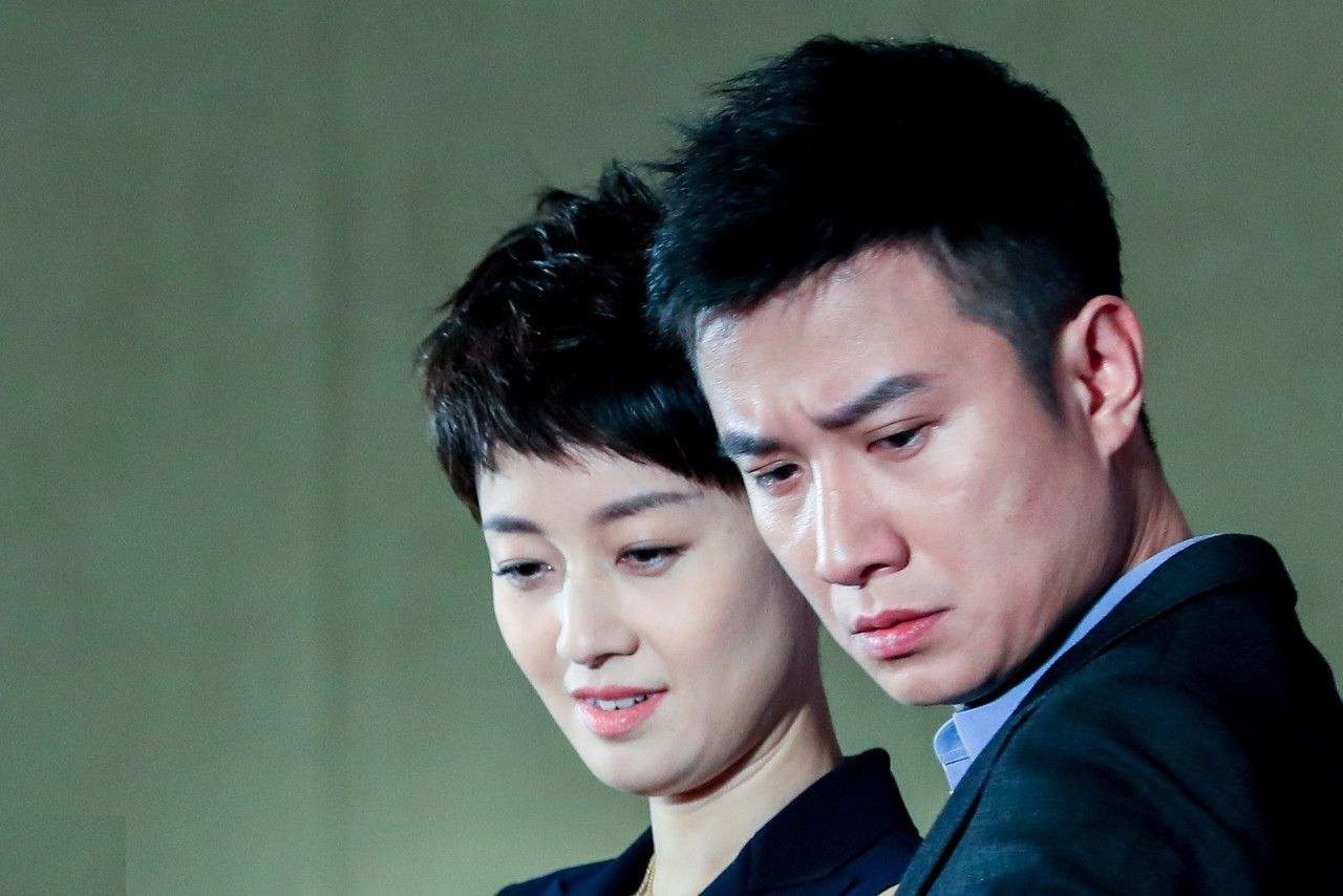 原创离婚还能做朋友文章马伊琍离婚前视频两人分开坐全程无交流
