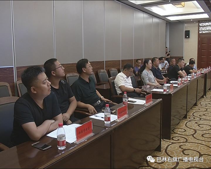 经济总量循环图_循环经济图片(2)