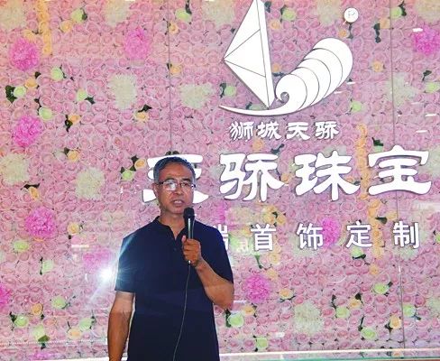 望海潮写人口_望海潮柳永