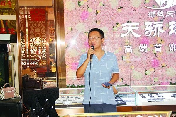 望海潮写人口_望海潮柳永