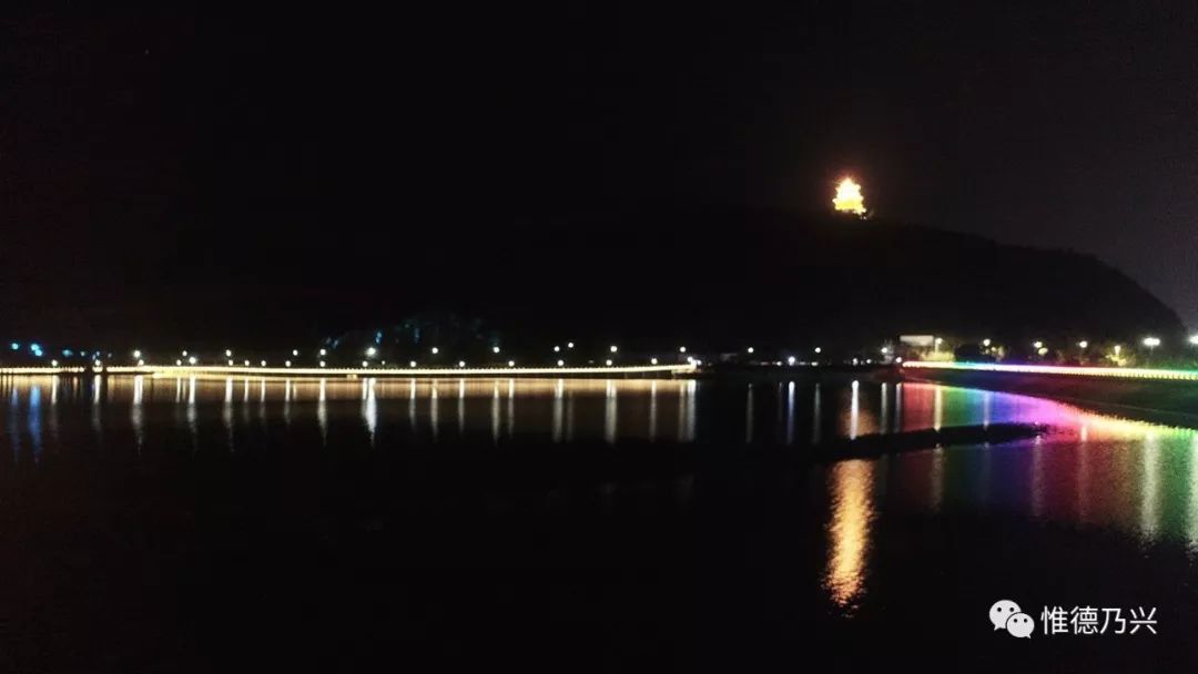 凤凰湖新夜景等你来撩_德兴