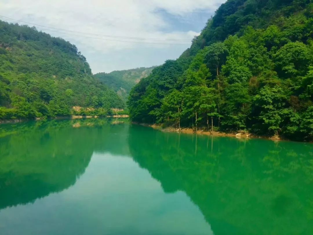 森林氧吧,富硒之地▲六级飞瀑●浦江白石湾景区 责任编辑