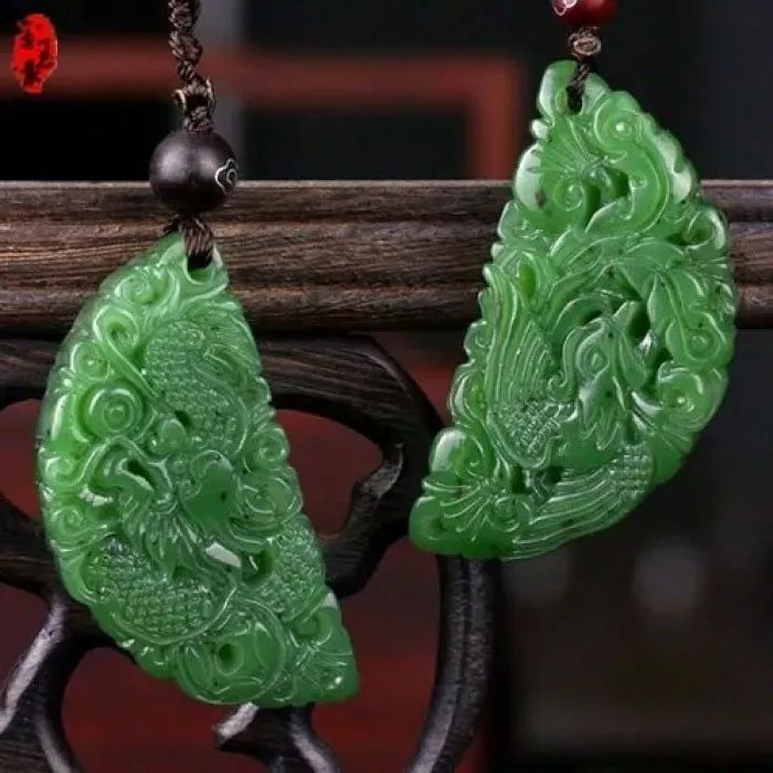 猪蛋玉佩礼物猜一成语_猪龙玉佩