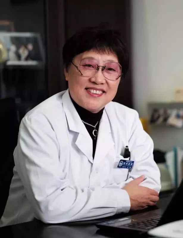 头孢配酒说走就走!宣武医院凌锋医生遭遇惊魂“生死劫” 乐博