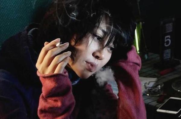 颓什么飒成语_啾飒是什么(3)