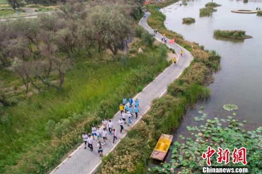 甘肃张掖人口_甘肃张掖七彩丹霞照片