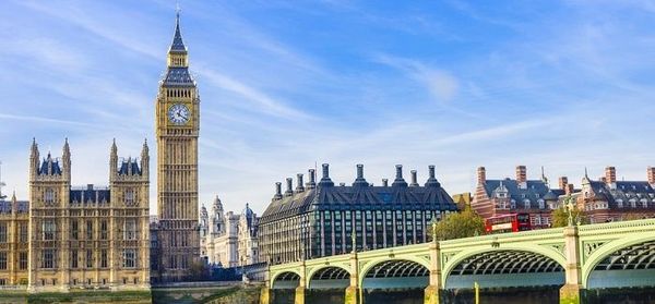 《2019海外留学生优秀人才需求报告》出炉,英国超越美国成首选!