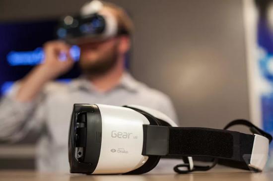 三星5G手机来了 GearVR却没了 dafa888手机版下载