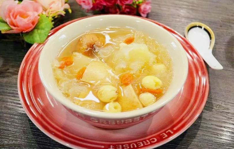 立秋｜岁华过半休惆怅　且对西风贺立秋