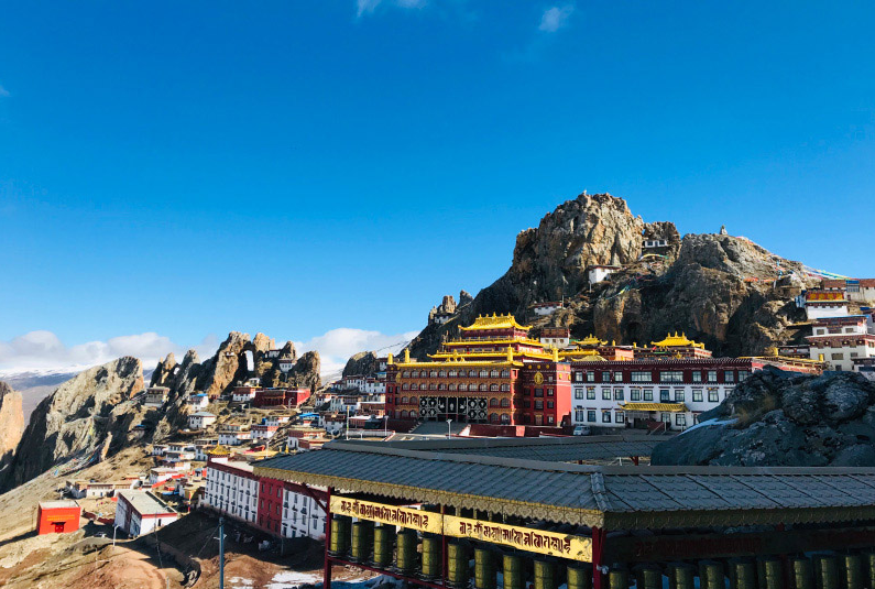 西藏最高的寺庙 115febc721594143b315fba248c16a13.png