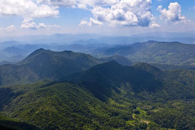 福建戴云山,九派发源,风光秀丽十六景,千年古寺豪余精舍_德化