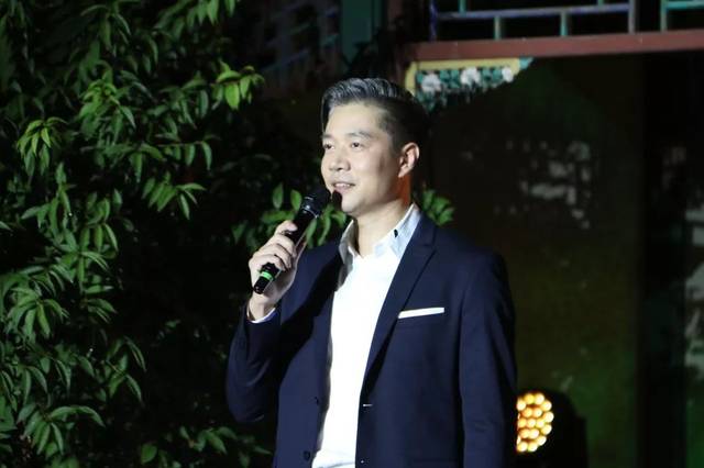 电视台主持人宏海,子骞,李佳,苗青,文艺广播主播浩然也都带来了自己的