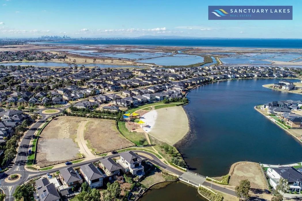 『别墅项目』墨尔本湖景富人区sanctuary lakes独家地块!