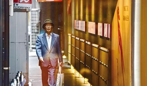 中国人均寿命男女_中国人均寿命变化图(2)