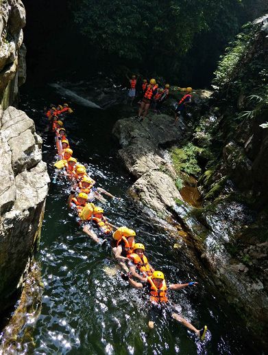 南宁也有布达拉宫还有现实版避暑圣地小石潭记周末出游领略隐匿山间的