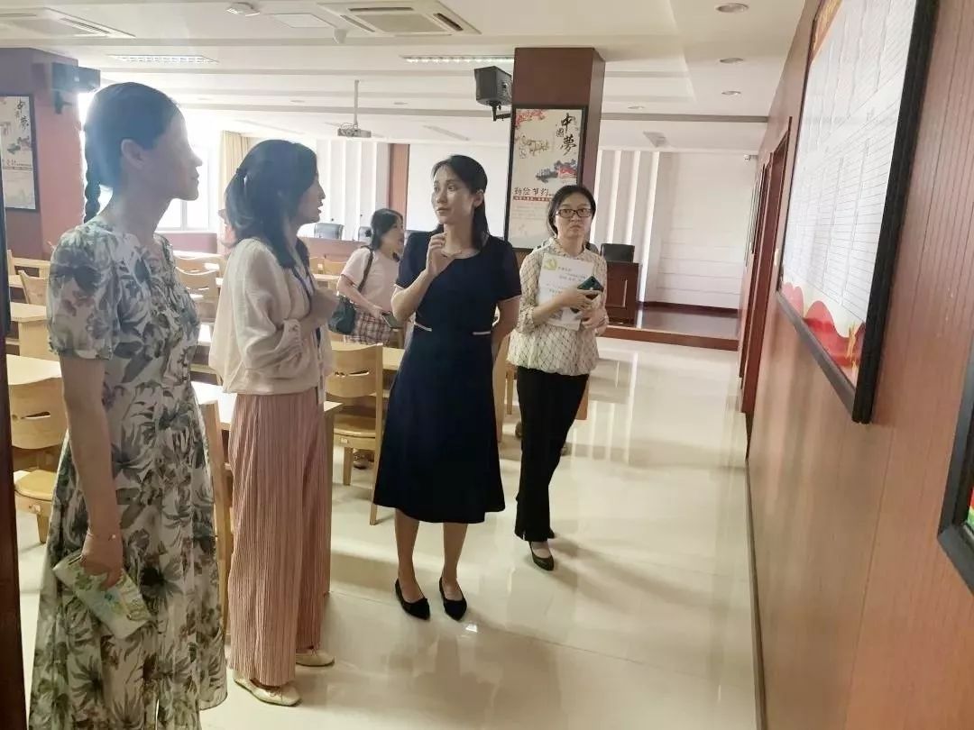 开阔视野对标先进潜江市妇联赴江苏学习考察