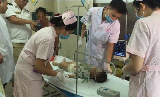                     3岁男孩在婆婆家午睡后再也没有醒来，医生确诊后，一家痛哭流涕
