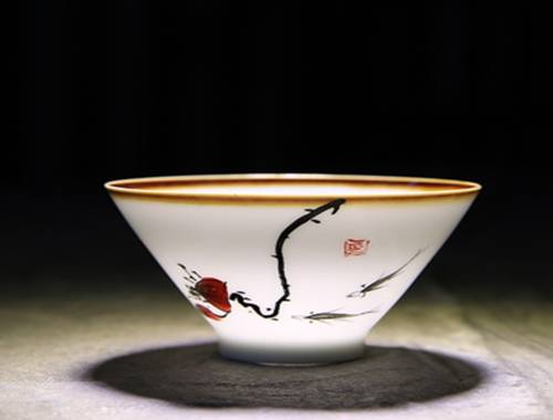 朗诵 :你是谁的茶,在等哪杯水