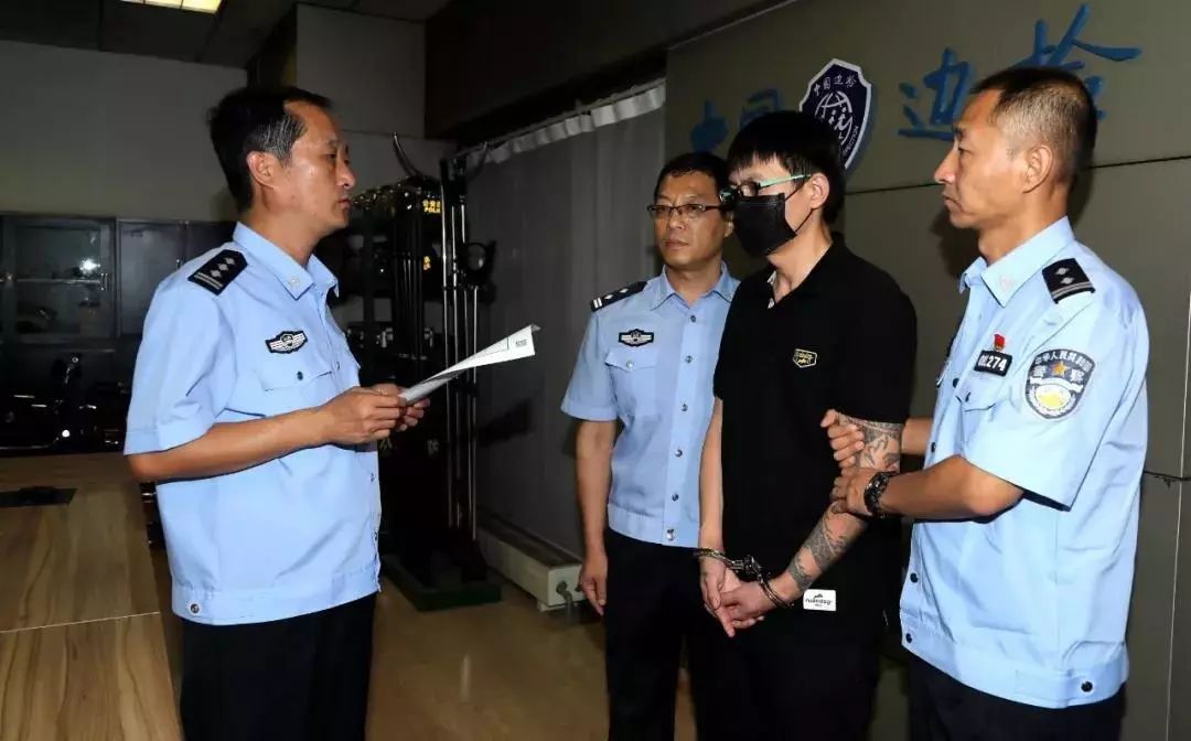 2010年至2018年张璐磊作为临汾市白旸黑社会性质组织的骨干成员涉嫌