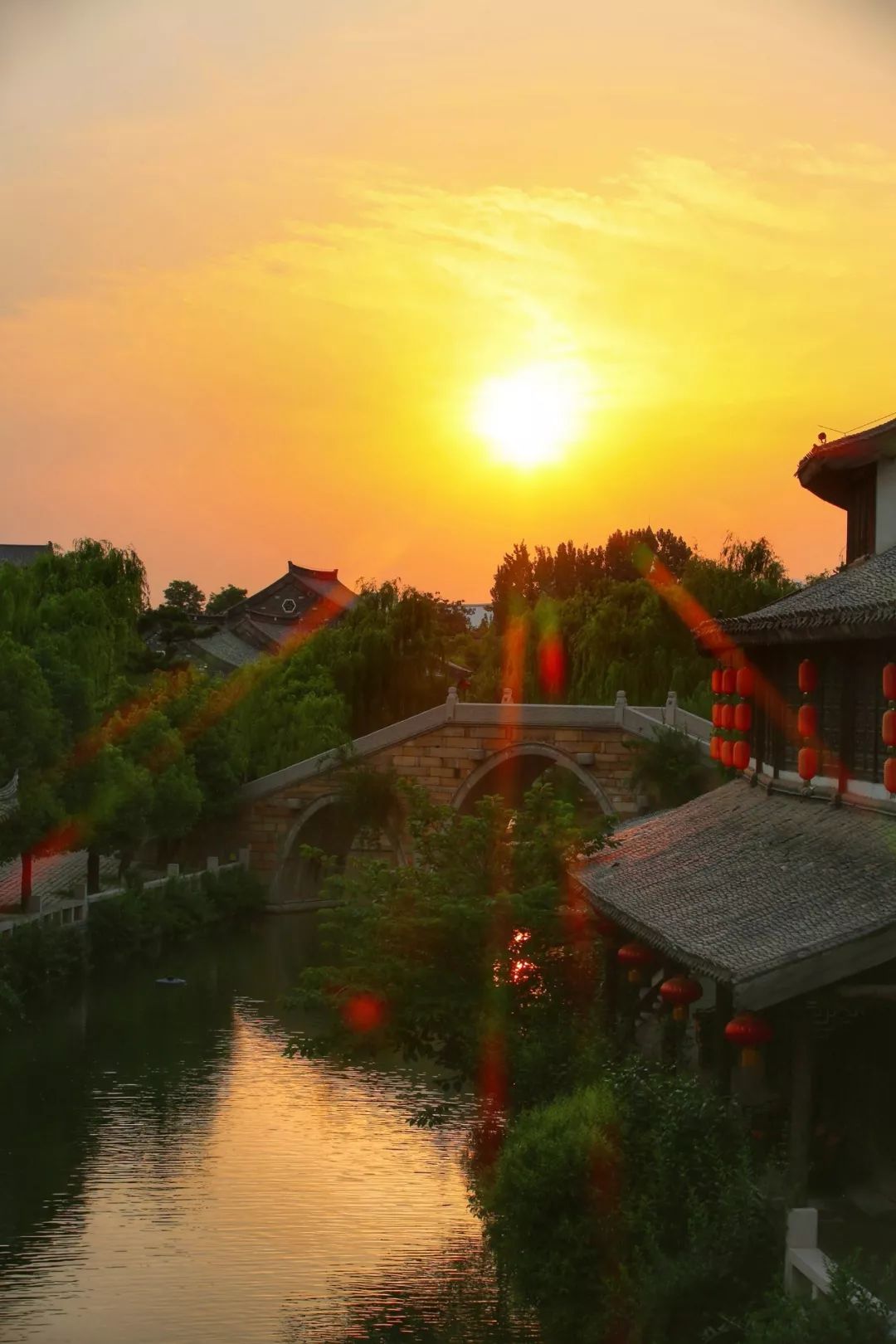 来台儿庄古城,远离尘世喧嚣,尽享初秋之美景