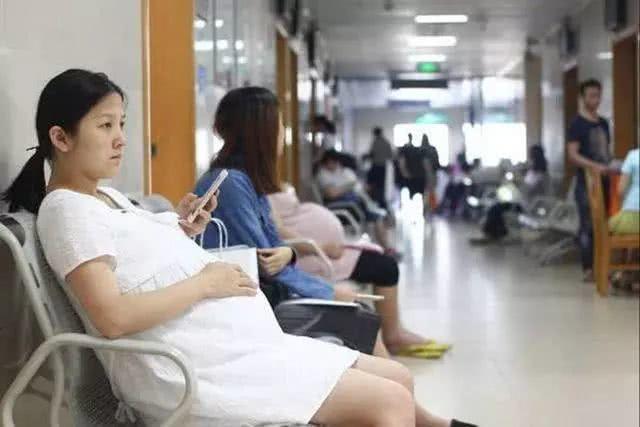                     8个月宝宝脐带绕颈，无缘面世，孕晚期6个注意事项，妈妈要记牢