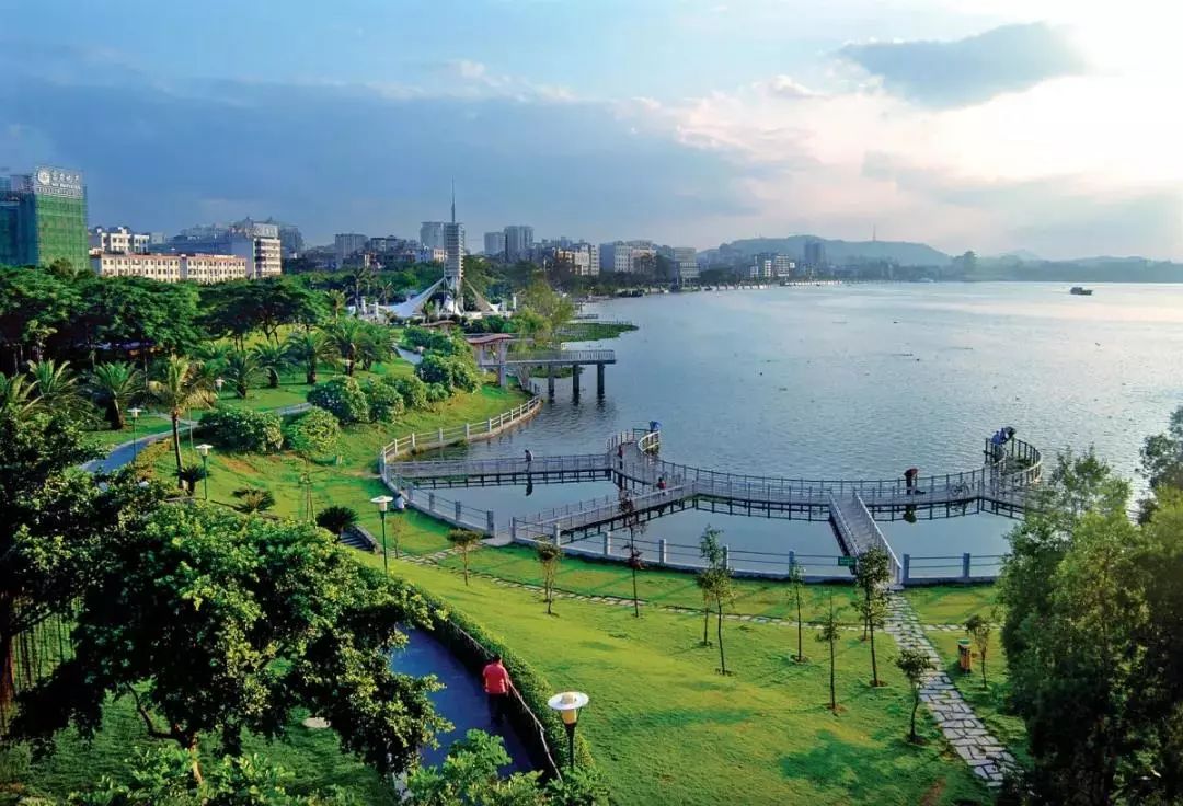 潼湖湿地观洞水库(新华社图)象头山罗浮山南昆山莲花山惠州学院被美晕