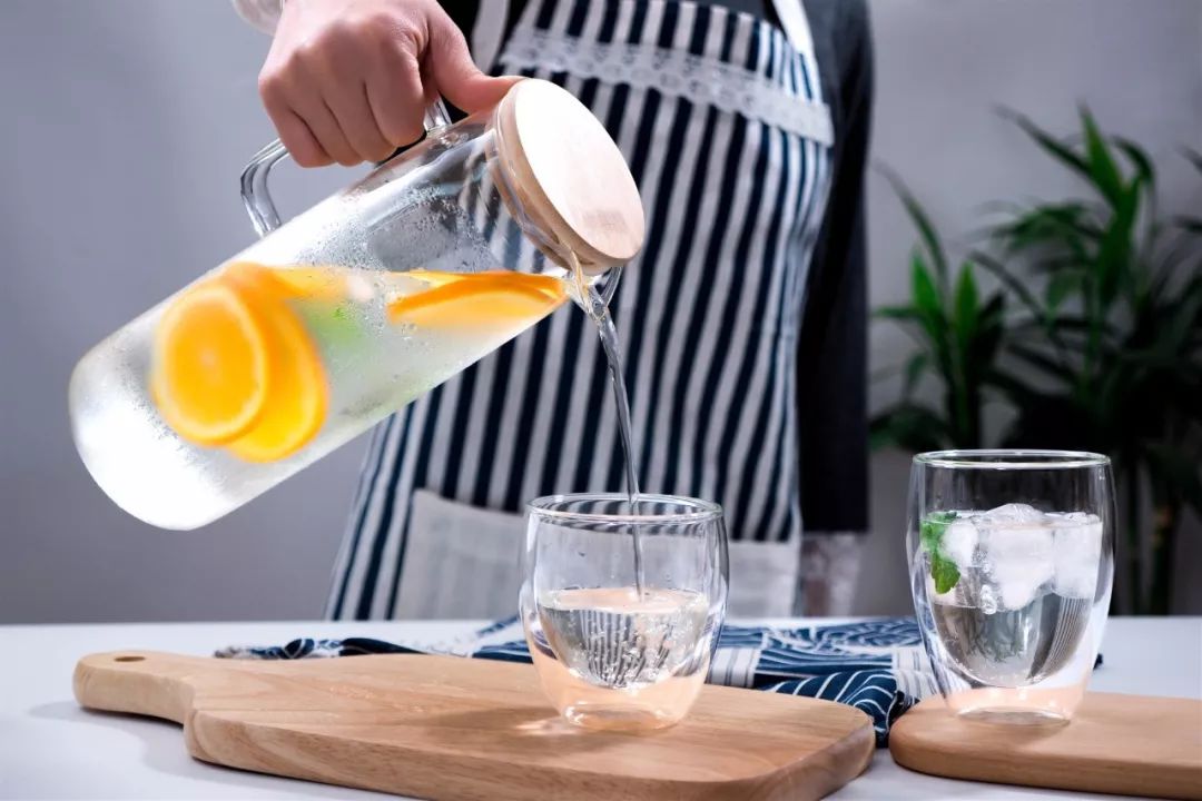 千滚水、隔夜水不能喝?错,真正不能喝的水是它!