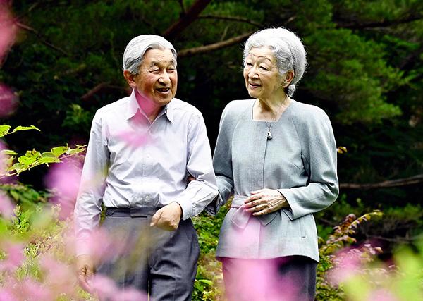 日媒：日本上皇后美智子被确诊早期乳腺癌