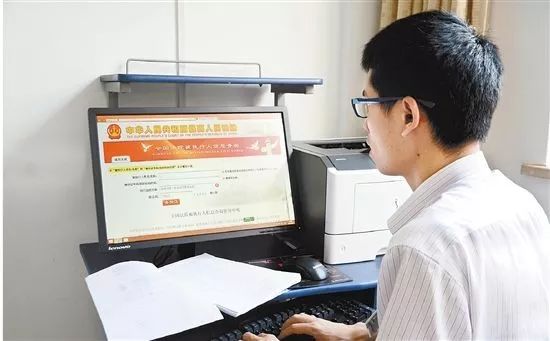 怎么才能当银行柜员 8bb5fa9ae20947cc8bcc3eb96fc9e4c8.jpeg