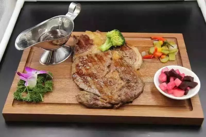 什么是特色菜文案 99789fc9f2fb4a8fa375896e36495b49.jpeg