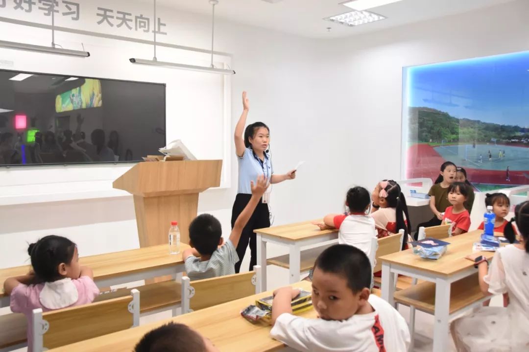 最近很火的手工课堂 abfa2b3fd6344b878e5961f59c553b60.jpeg