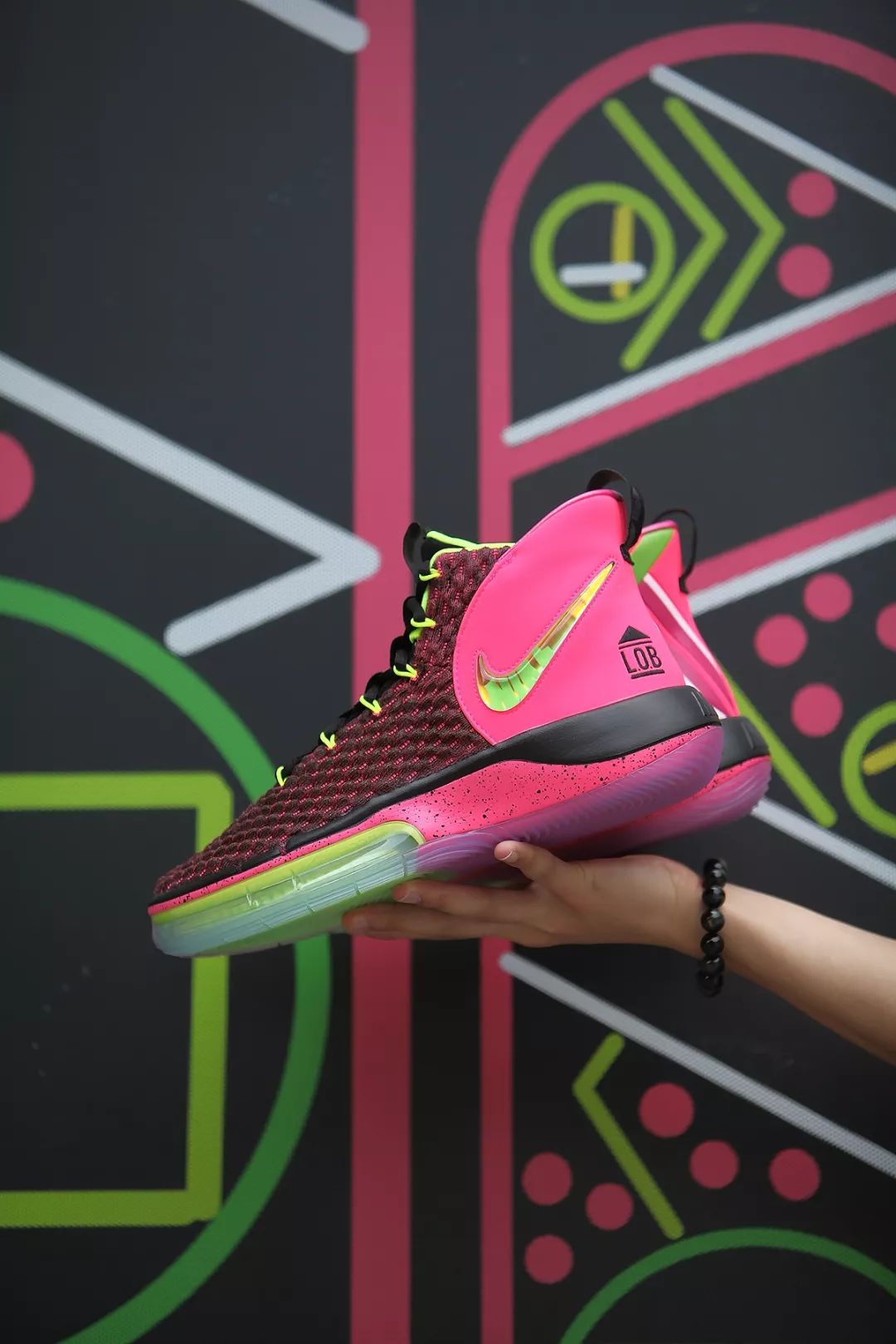 nike zoom alphadunk