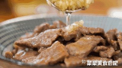 在家怎样炸油条又香又好吃 b2f6a7971c0f47228802ff3db398fbfe.jpeg