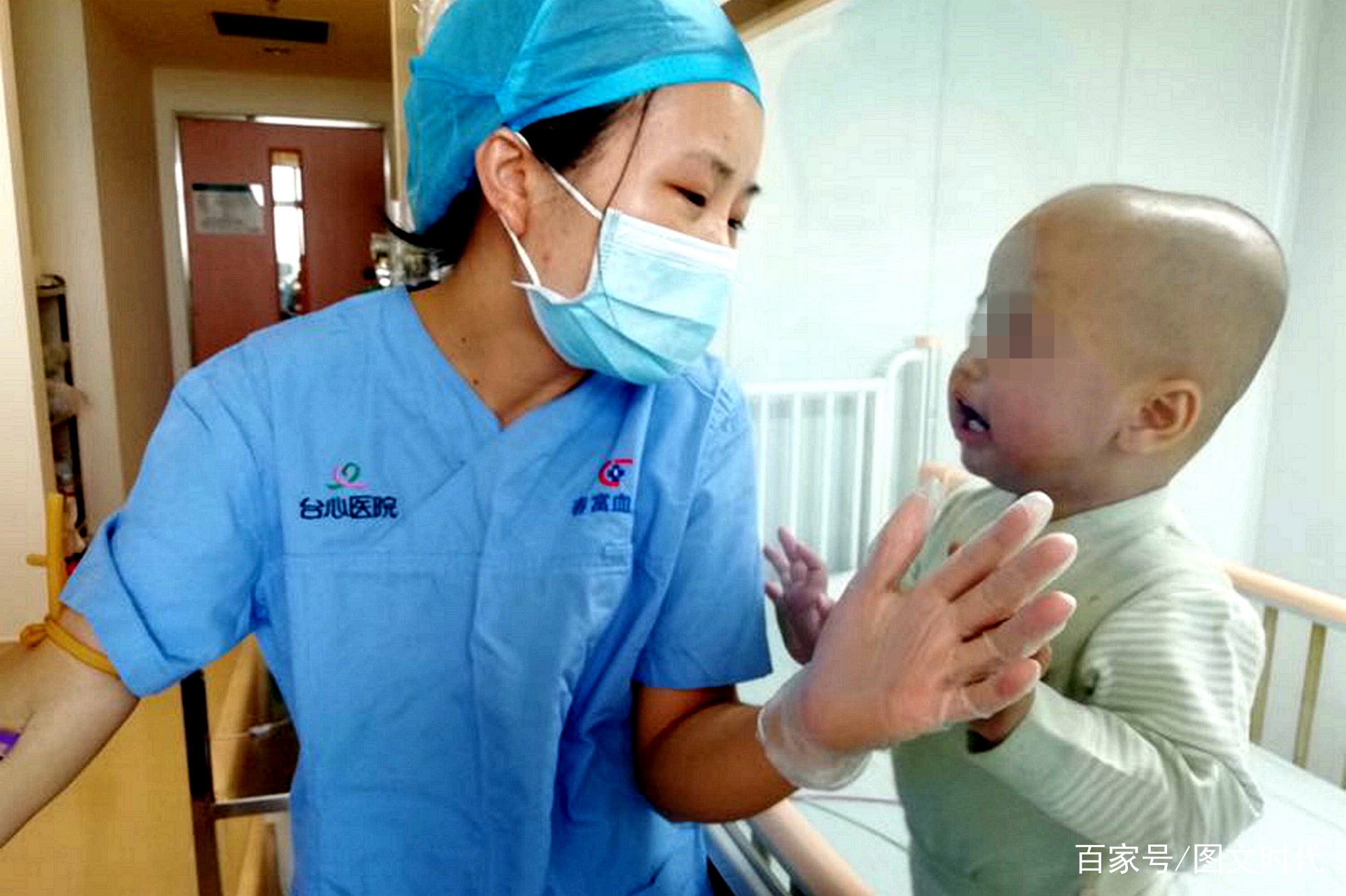                     男婴脸上长了一个红疙瘩，后被切除半张脸，10天后又确诊癌症