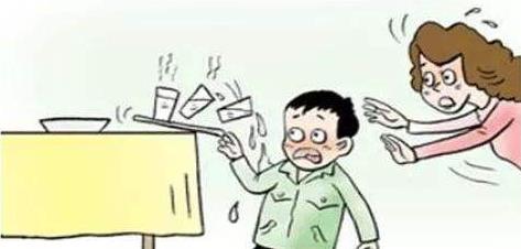                     当开水烫伤孩子后，要先冲水还是先脱衣服？若做错了，后果更严重
