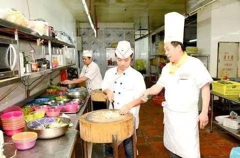厨师离职成本这么高,餐厅老板你知道吗? 银河娱乐网址登录