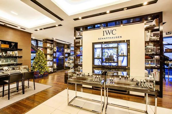 �ñǿ׿��˵��ݳ�ƷSalesһ�굽����׬����Ǯ?