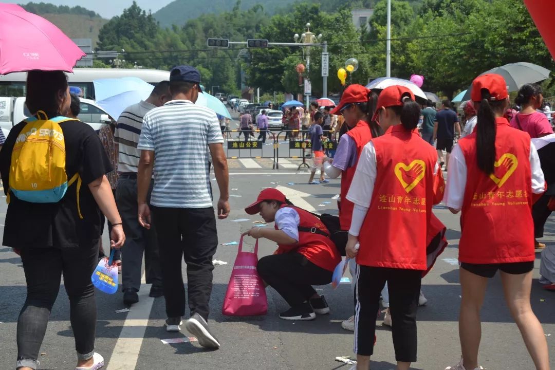 戏水节志愿者 | 这个夏天,你们辛苦了!