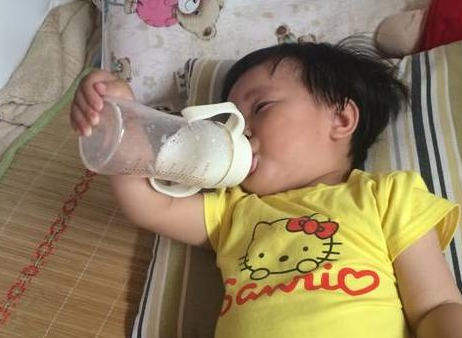                     90后宝妈为宝宝做4件事，竟提高了娃的免疫力，生病？不存在的
