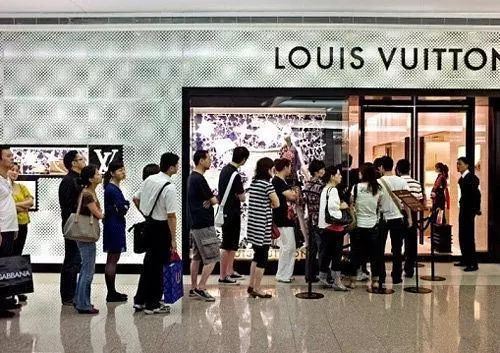 �ñǿ׿��˵��ݳ�ƷSalesһ�굽����׬����Ǯ?